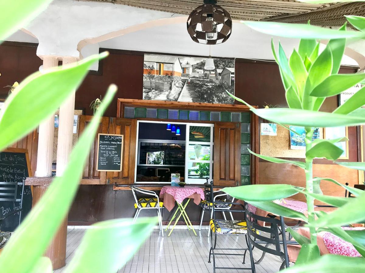 Hotel Jardin De La Paix Морони Экстерьер фото
